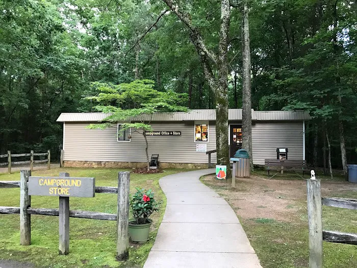 Dan Nicholas Park Campground Picture 7