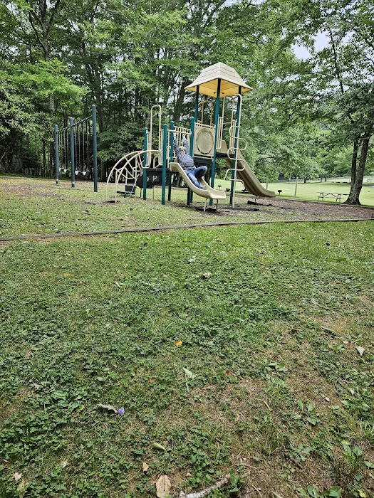 Hickory Ridge Campground Picture 3