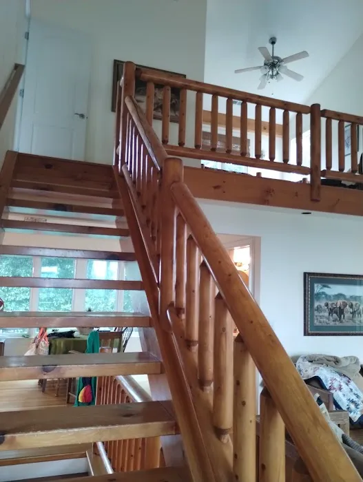 Hidden Hollow Cabin Picture 1