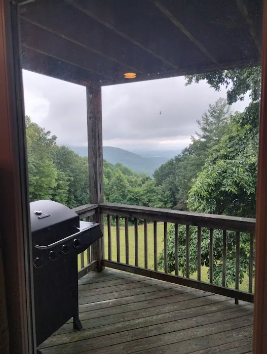 Hidden Hollow Cabin Picture 4