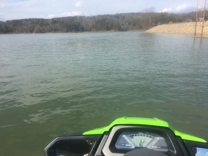 Dam Site Shelter Picture 2