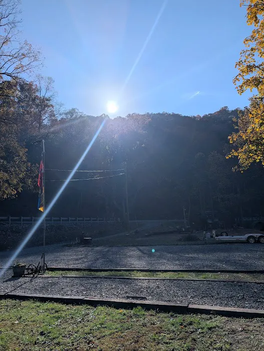 Lazy Acres Outpost Picture 1