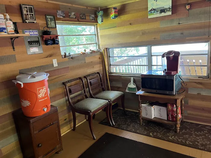 Uncle Chuck's Cabin Rental Picture 7