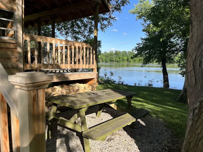 Uncle Chuck's Cabin Rental Picture 8