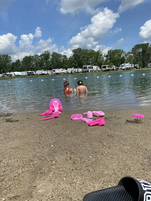 Casual Campfire RV Park Picture 9