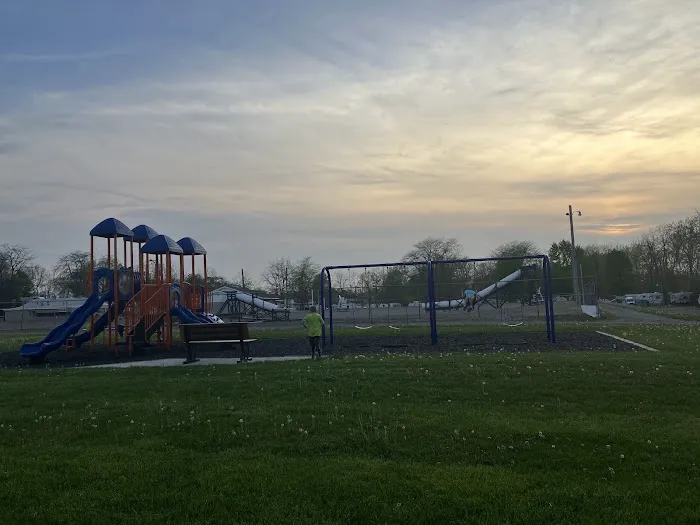 Sun Valley Family Campground Picture 1