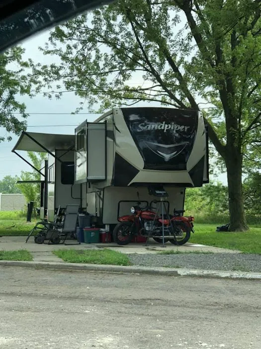 Maplewood RV Picture 4
