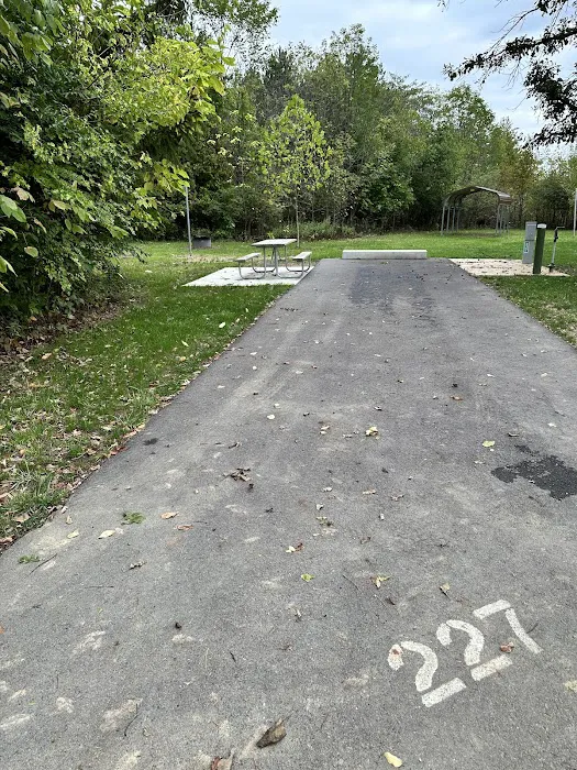 Campsite 227 (Full Hookup) Picture 1