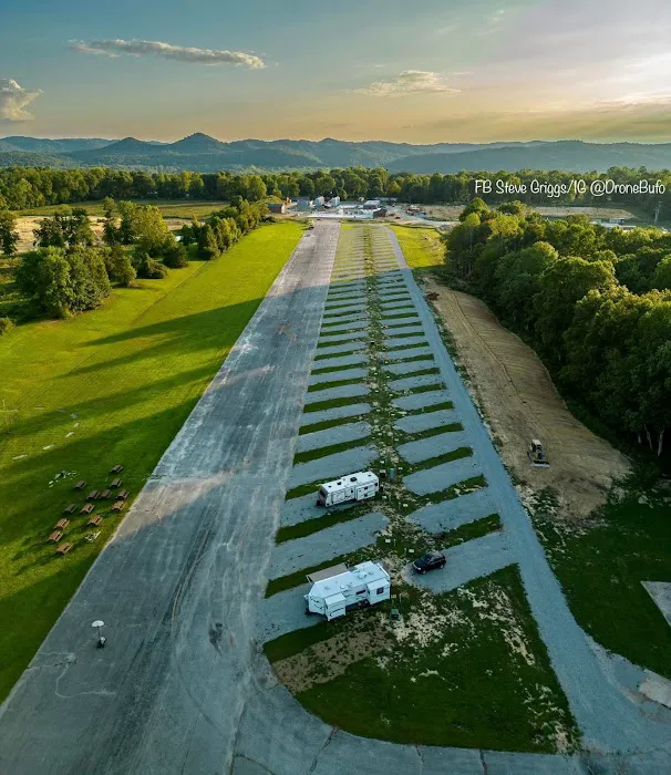 The Landing Strip Campground Picture 1