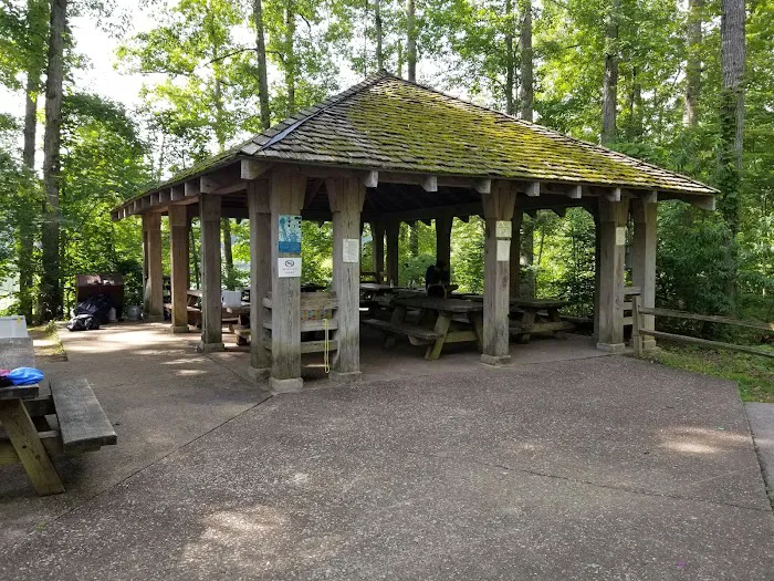 Boat Gunnel Group Campground Picture 4