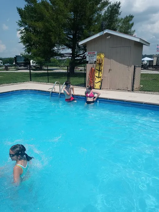 Outpost RV Park & Campground Picture 2