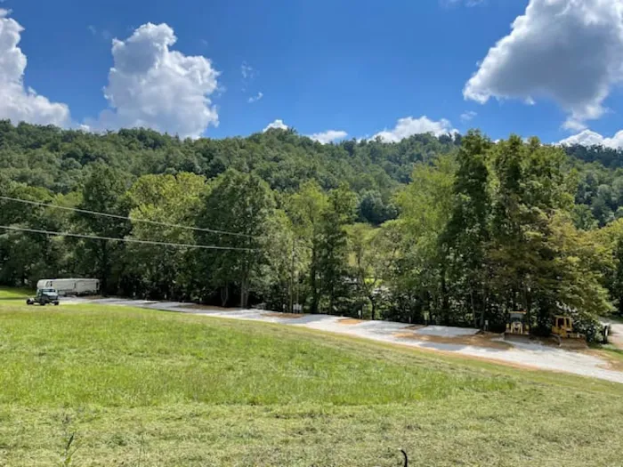 Apple Jack Creekside Camping Picture 10