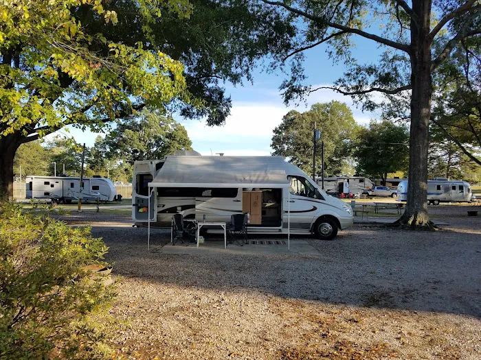 Cross Country Campgrounds Picture 4
