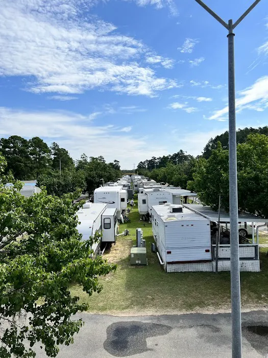 Gilligans Island Resort Campground Picture 5
