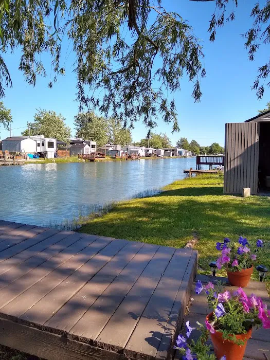 Sunny's Campgrounds Picture 6