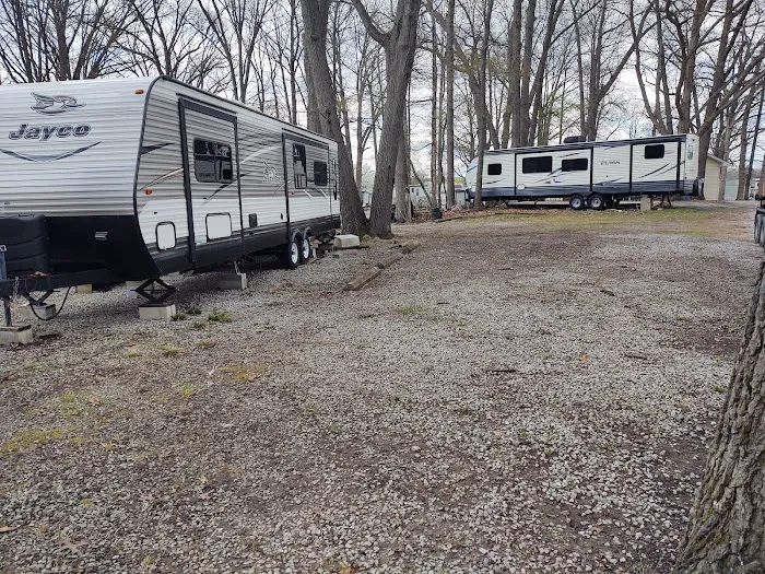 Sunny's Campgrounds Picture 2