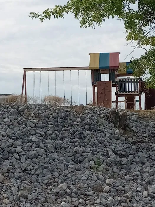 Smuggler’s Cove RV Family Camping Picture 9