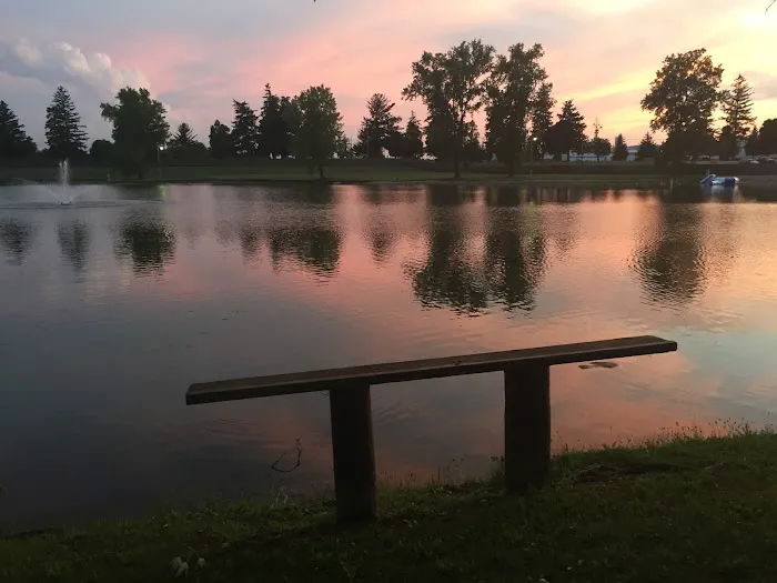 Arrowhead Lakes Resort Picture 5