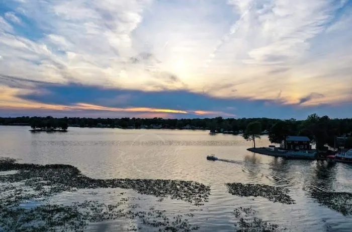 Destination Lake Life Picture 9