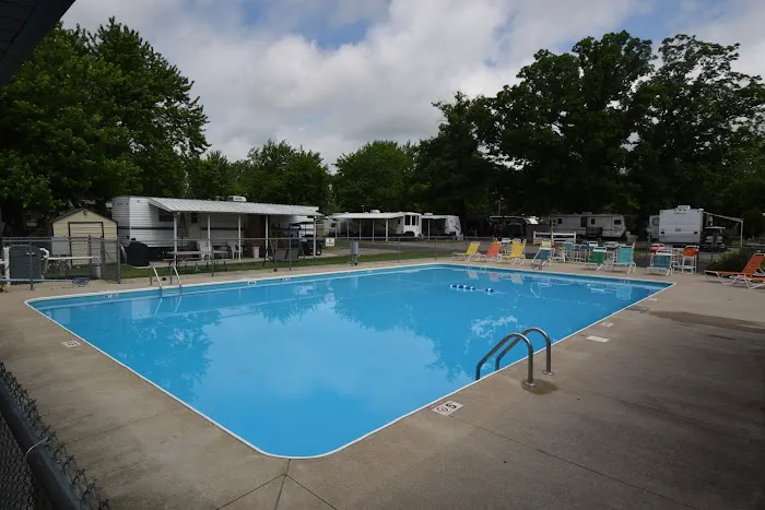 Indian Hallow Campground Picture 4