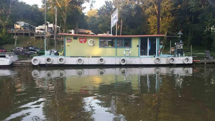 Tara Villa Campground & Marina Picture 5