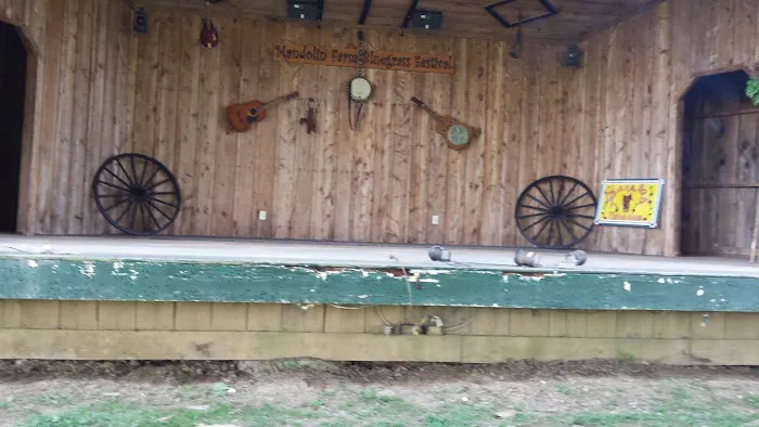 Mandolin Farm Campground Picture 7