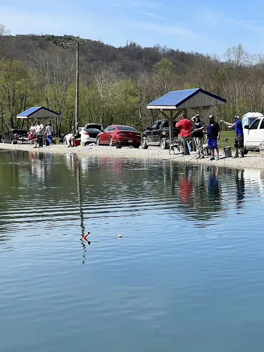 Blue Cat Restaurant Pay Lake & Campground Picture 4