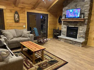 Trout House Cabin Picture 4