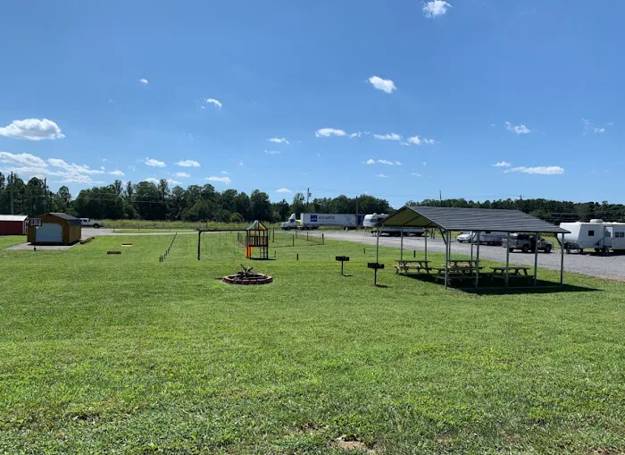 Goldstar RV Resort Picture 5