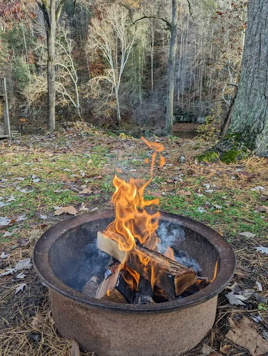 Riverside Campground Picture 10