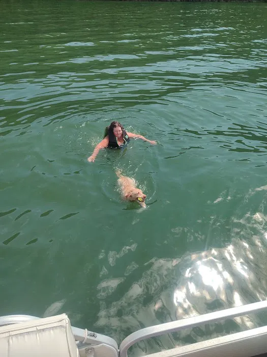 Lake Shore Campgrounds Picture 5