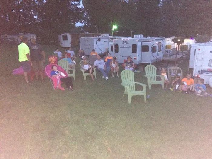 Camper's Cove Picture 7