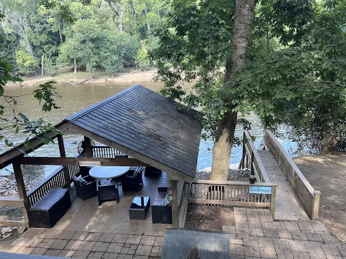 Rivahgetaway Picture 8