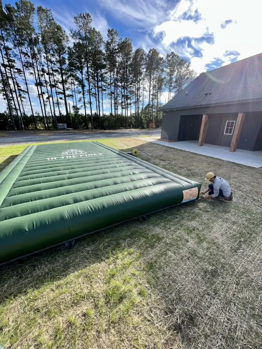 In The Pines RV & Cabin Village Picture 8