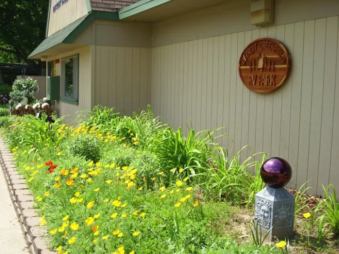 Detroit / Ann Arbor KOA Holiday Picture 9