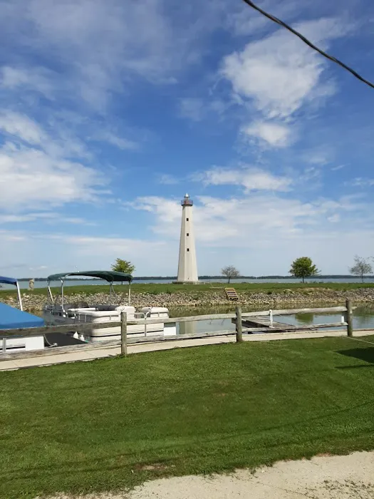 Behm's Landing Picture 3