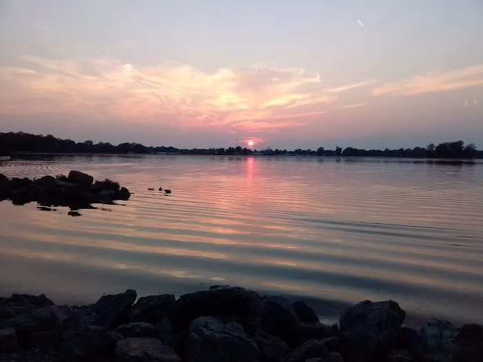 Sabo's Lake Front Camping and Resort Picture 7