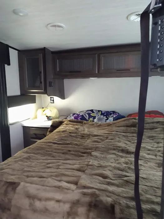 Sabo's Lake Front Camping and Resort Picture 1