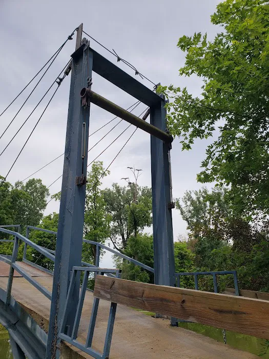 Hecht's Landing Picture 3