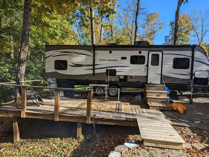 Pine Cove Campground Picture 3