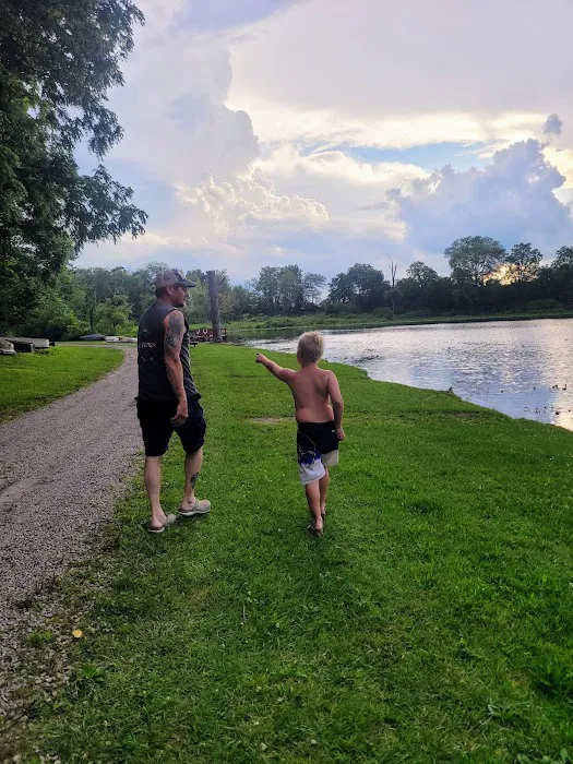 Oak Crest Campgrounds Picture 8