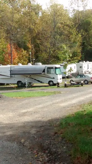 A&E Camping Resort Picture 7