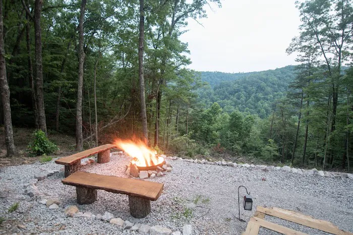 Moondance Cabin Picture 4