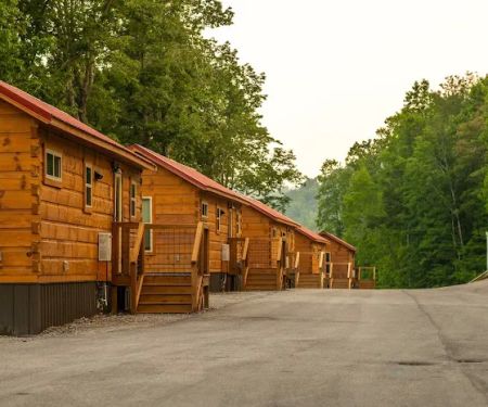 Jellystone Park™ Golden Valley