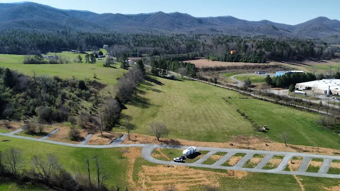 Doe Valley Campground Picture 6