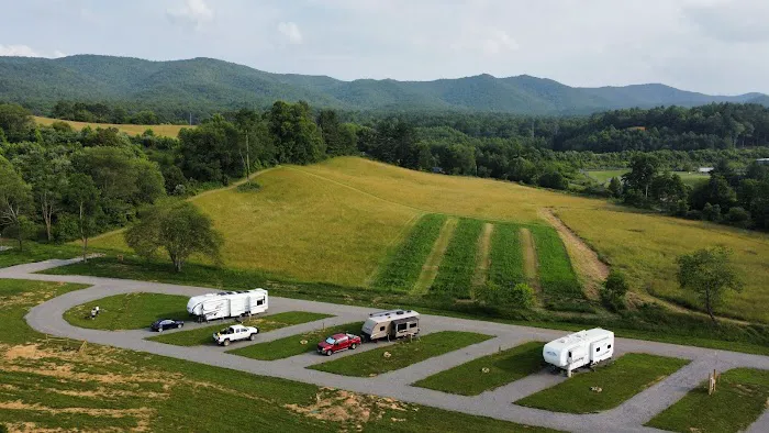 Doe Valley Campground Picture 4