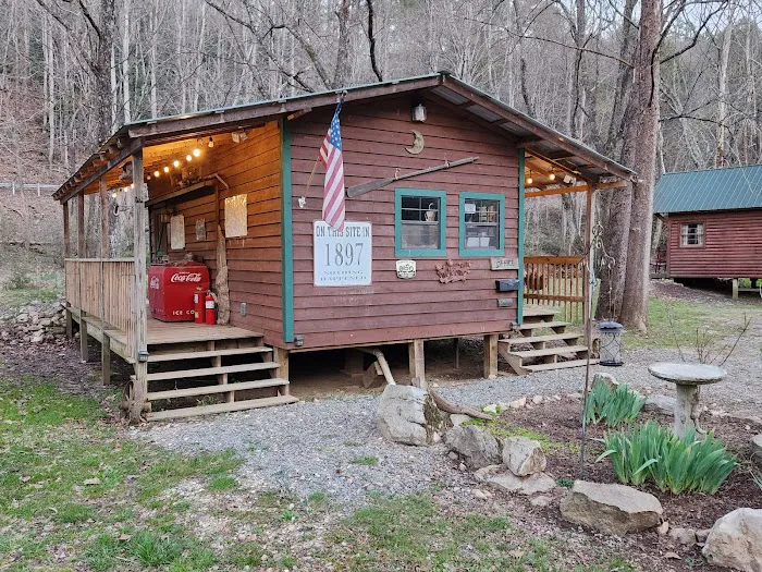 Roan Creek Campground Picture 2