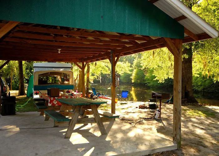 Lumber River Campground Picture 9