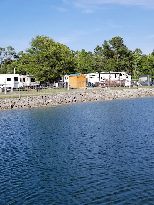 Ocean Breeze Family Campground Picture 8