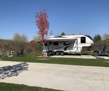 Hidden Lakes RV Resort